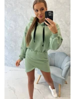 Zateplené šaty s obálkovým dnom tmavo mätovej farby Zateplené šaty s obálkovým dnom tmavo mätovej farby