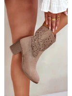 Topánky na podpätku model 209416 Krok vo veľkom štýle