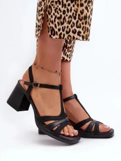 Sandále na podpätku C-146 čierne - vykročte štýlovo