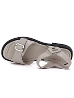 Dámske béžové kožené sandále Vinceza 26-62303