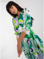 Zeleno-fialové zavinovacie šaty s volánmi a potlačou