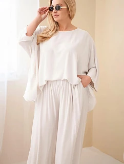 Dámsky plus size viskózový set so širokými nohavicami a blúzkou béžovej farby