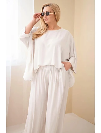 Dámsky plus size viskózový set so širokými nohavicami a blúzkou béžovej farby