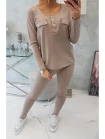 Súprava s gombíkovým výstrihom tmavo béžová