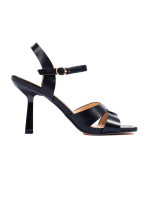 Trendy dámske sandále čierne na širokom podpätku