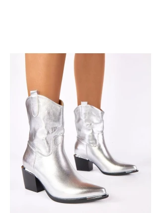 Topánky na podpätku model 222345 Solea Topánky na podpätku model 222345 Solea