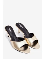 Sandály z umělé kůže na jehlovém podpatku Zlaté Melissea