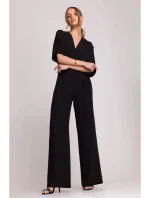 S395 Kombinéza so širokými nohavicami a zavinovacím výstrihom - čierna