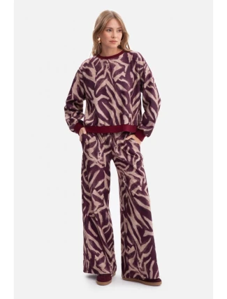 B302 Pletené nohavice s potlačou - model 2