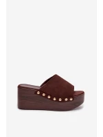 Dámské sandály na platformě se zlatými přezkami Eko semišové hnědé Helivina