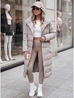 Dlhý prešívaný dámsky kabát v béžovej farbe FashionStreet TY5485