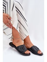 Skórzane Klapki Damskie Z Klamrą D&A SJ2302-01 Czarne