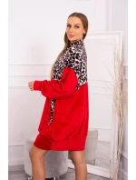 Velúrové šaty s leopardím potlačou červené