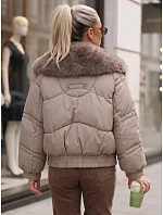Dámska zimná prešívaná bunda s kožušinovým lemom, béžová, FashionStreet TY6009 Dámska zimná prešívaná bunda s kožušinovým lemom, béžová, FashionStreet TY6009