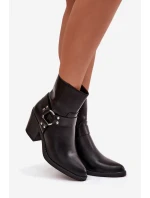 Zateplené dámské kotníkové boty na podpatku s ozdobným prvkem černé Jurelle