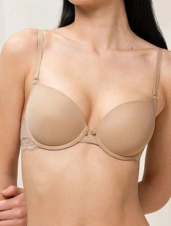 Model Push-up 229500 od značky Triumph