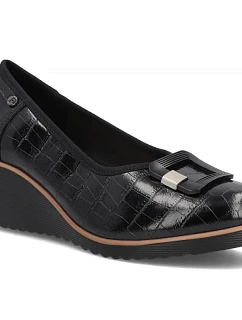 Čierne kožené lodičky Filippo DP7661/26 BK na podpätku