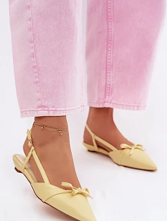 Dámské sandály z umělé kůže na nízkém podpatku Želmera