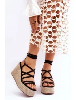 Skórzane Sandałki Na Koturnie Czarne Margaritt