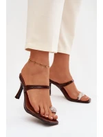 Žabky na podpätku model 225134 Krok vo veľkom štýle