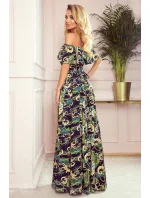 Dlouhé dámské šaty se španělským výstřihem a vzorem zelených listů a zlatých řetízků 194-4 - Numoco Dlouhé dámské šaty se španělským výstřihem a vzorem zelených listů a zlatých řetízků 194-4 - Numoco