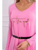 Šaty s ozdobným pásikom a nápisom light pink