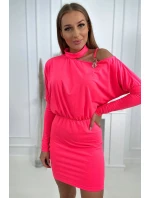 Šaty so zdobením na ramenách ružové neónové