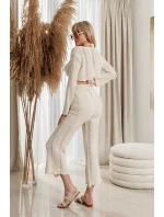 Dámska čipkovaná súprava vo farbe ecru - top a dlhé nohavice (1978)