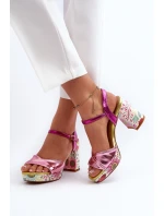 Sandały Damskie Na Słupku W Kwiaty D&A CR980 Różowe