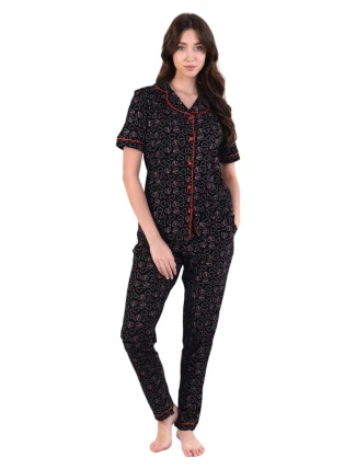 Dámske pyžamo 180/162 čierne so srdiečkami - Karol Dámske pyžamo 180/162 čierne so srdiečkami - Karol