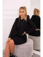 Šaty s kapucňou a bočným rázporkom čierne