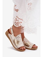 Dámske kožené sandále na platforme s pleteným vzorom Maciejka L7067-04 Beige