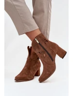 Topánky na podpätku model 219132 Krok vo veľkom štýle