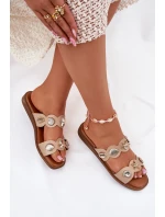 Klapki Damskie Ze Złotymi Przypinkami Beżowe Jenoriela