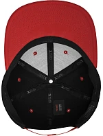 Flexfit 110 6-panelová čiapka „Fitted Snapback“ 55.0110 čierna/červená Flexfit 110 6-panelová čiapka „Fitted Snapback“ 55.0110 čierna/červená
