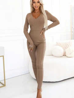 619-1 Pohodlný a elegantný rebrovaný overal s výstrihom - moka pena