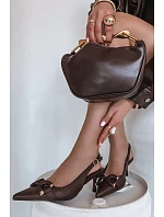 Dámske sandále na podpätku s ozdobným detailom Chocolate Brienne Dámske sandále na podpätku s ozdobným detailom Chocolate Brienne