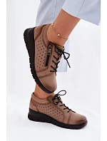 Kožené dámské polobotky na platformě Vinceza 39977 Béžové