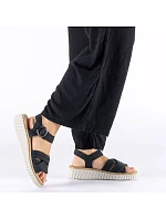 Dámske čierne sandále na platforme so suchým zipsom Rieker 63781-00 Dámske čierne sandále na platforme so suchým zipsom Rieker 63781-00