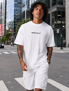 Pánske tričko oversize s nápisom NEVER GIVE UP biele FashionStreet NX1041R