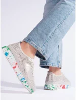 Krásne zlaté poltopánky dámske bez podpätku