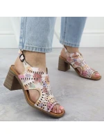 Dámske kvetinové ažurové sandále na podpätku Jezzi 24125 Dámske kvetinové ažurové sandále na podpätku Jezzi 24125
