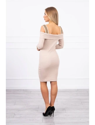 Šaty so širokými ramienkami béžovej Šaty so širokými ramienkami béžovej