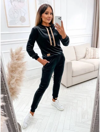 Čierna dámska velúrová súprava (637)