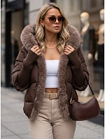 Dámska zimná prešívaná bunda s kožušinou, hnedá, FashionStreet TY5989 Dámska zimná prešívaná bunda s kožušinou, hnedá, FashionStreet TY5989