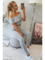 Sada s volánikom šedá