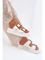 Eko Skórzane Klapki Damskie Na Platformie Z Klamrami Białe Xanivia