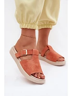 Žabky na platforme model 226520 Krok vo veľkom štýle