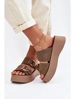 Žabky na platforme model 226360 Krok vo veľkom štýle