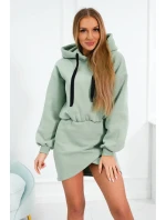 Zateplené šaty s obálkovým dnom tmavo mätovej farby Zateplené šaty s obálkovým dnom tmavo mätovej farby